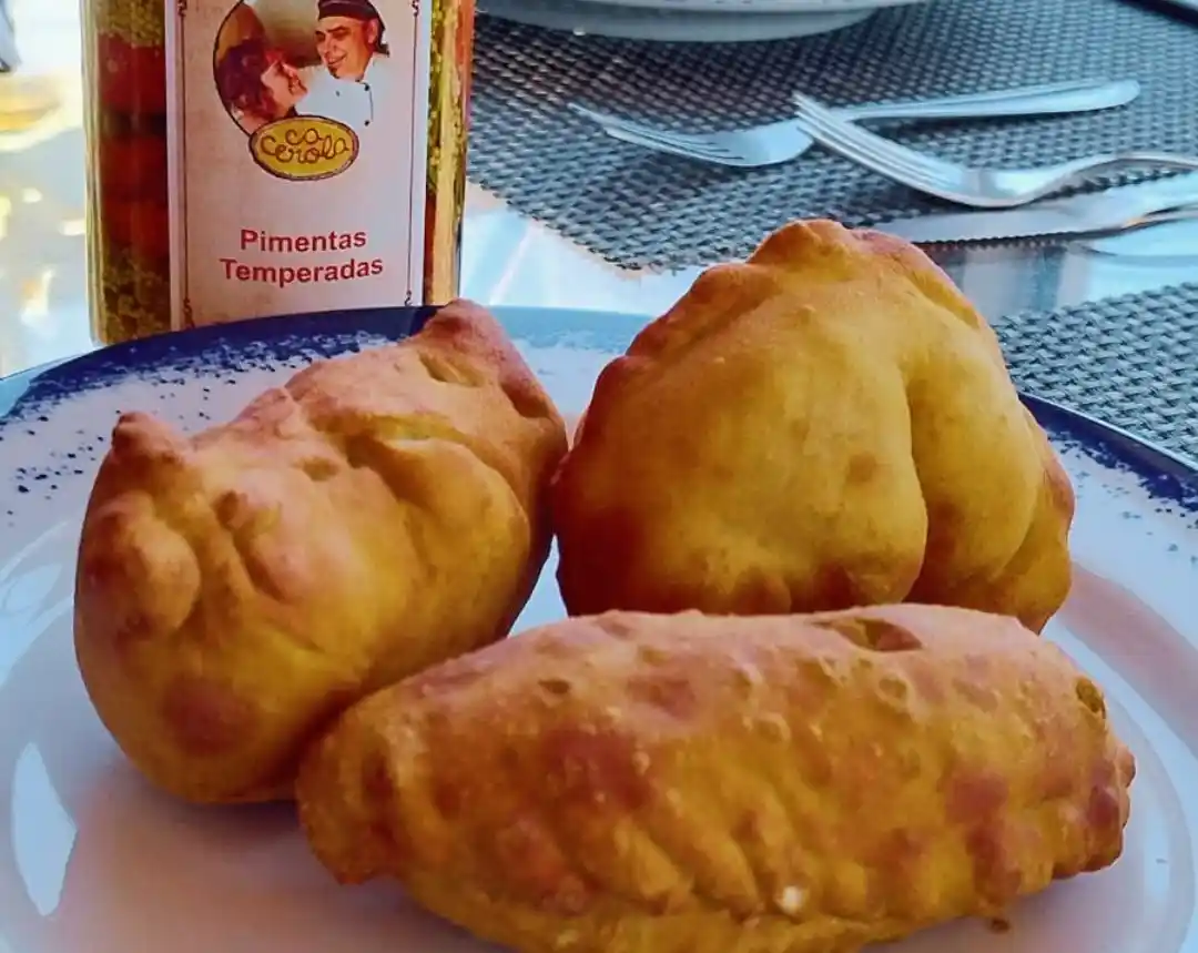 Empanadas artesanais argentinas no Restaurante Cacerola Campos do Jordão